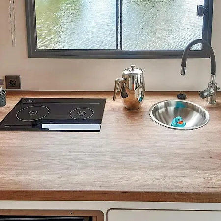 Cozy Ship In Havelsee Ot Hotel en barco Kutzkow