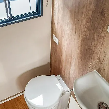 Cozy Ship In Havelsee Ot Hotel en barco Kutzkow