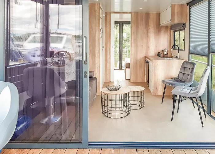 Cozy Ship In Havelsee Ot Botel Kutzkow