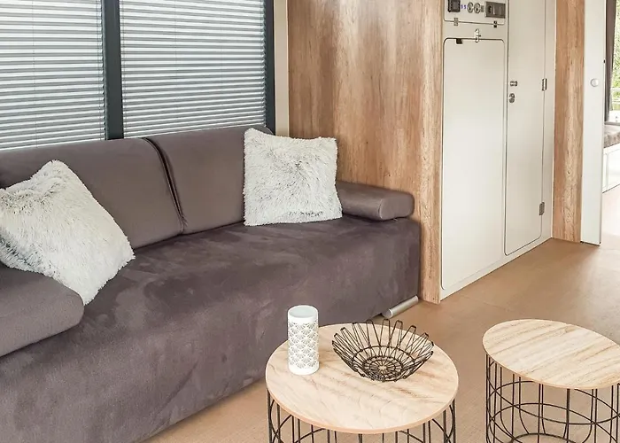 Cozy Ship In Havelsee Ot Botel 3*