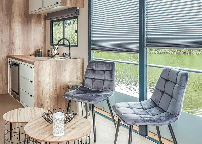 Cozy Ship In Havelsee Ot Bateau-hôtel 3*