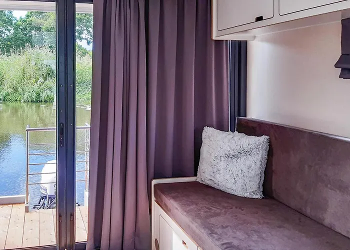 Botel Cozy Ship In Havelsee Ot